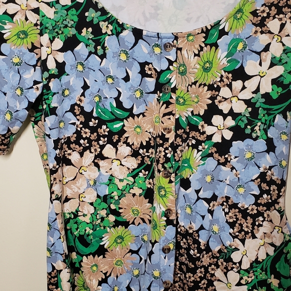 H&M floral blouse  top - Picture 2 of 4